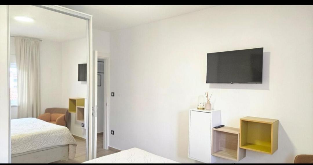 Eximius Apartment Pula Exterior foto